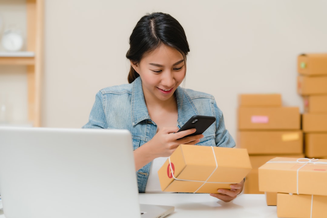 online shop packaging